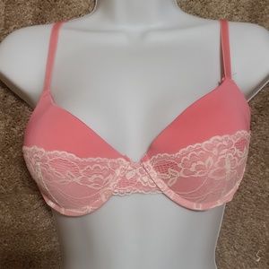 Jessica Simpson bra NWOT 36C